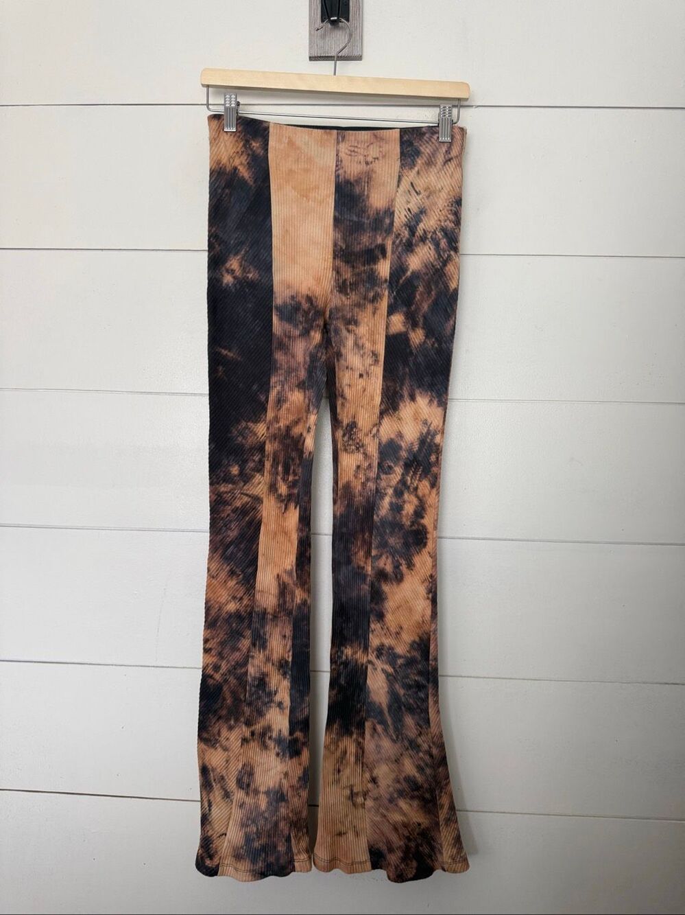Umgee Women’s Medium Brown Black Tie Dye Flare Pull On Pants Bell Bottom